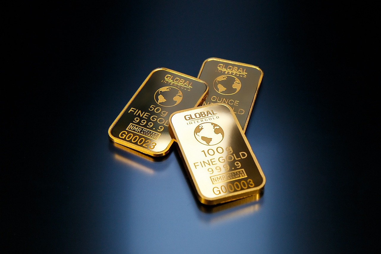 黄金价格波动因素解析与未来走势预测