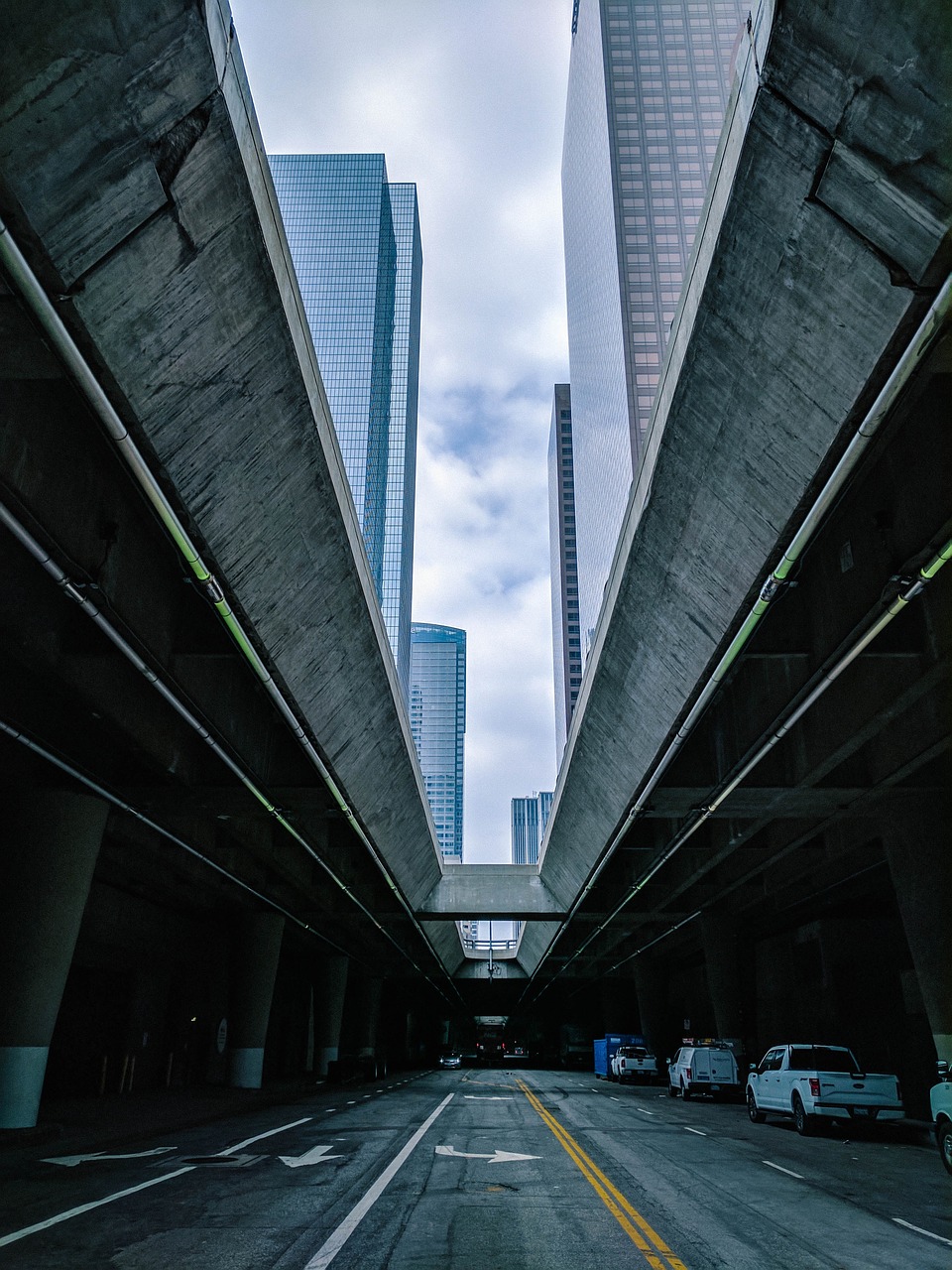 上海现代化轨道交通地铁图片全景展示，都市轨道交通的魅力风采