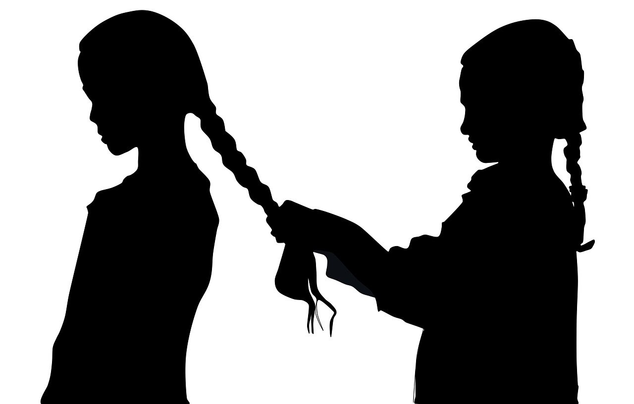 两个女人的战争，电视剧揭示复杂情感纠葛与人性的挣扎